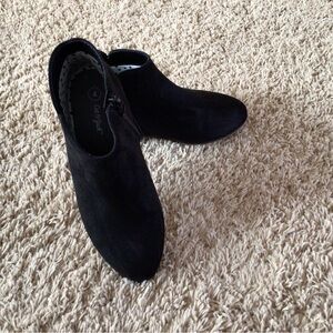 Girls Size 4 Black Ankle Booties